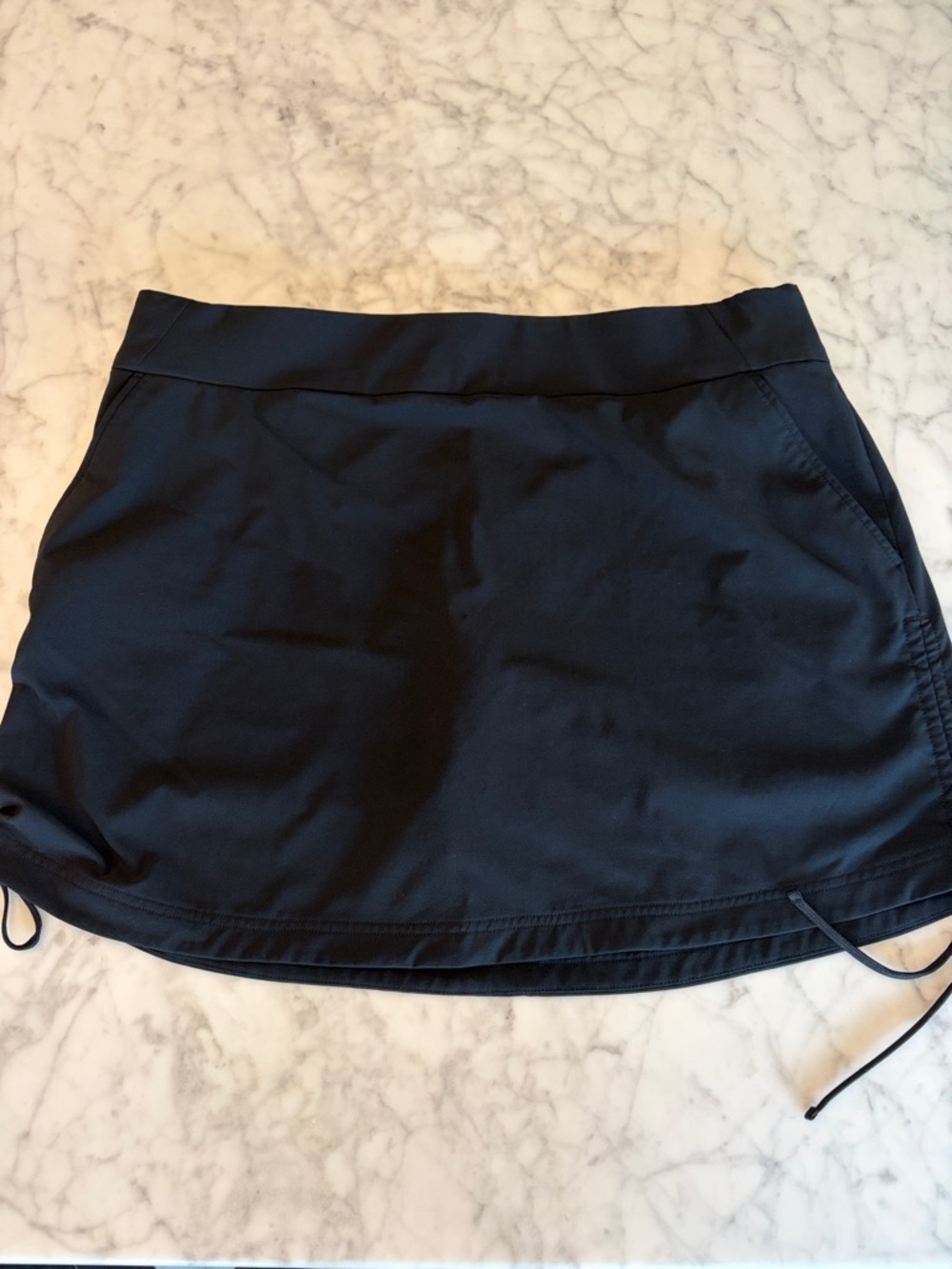 Columbia Women’s Black Active Skort with Side Pockets and drawstrings Size 1X